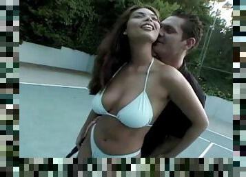 Tera Patrick fucks her tennis instructor on the court