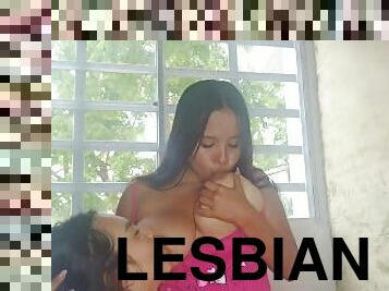 payudara-besar, puting-payudara, lesbian-lesbian, susu, minum, menyusui, pengisapan