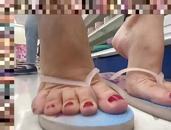 Meaty Latina Soles Sniffing In Public