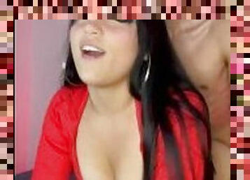 Me folla delicioso en cuatro,mira mi cara de placer, mis tetas rebotan