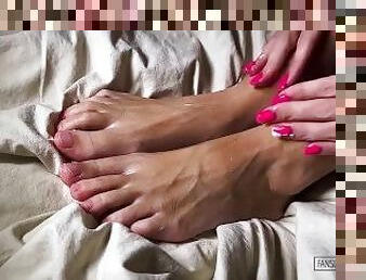 Tanned CUTE Feet massage for the most beautiful gifl ????