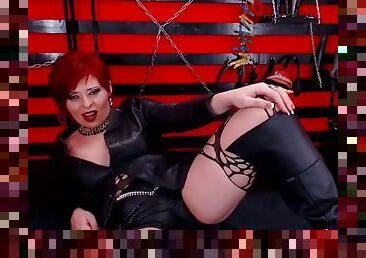 milf, cam, voyeur, rousse, latex, fumer, bottes, femme-dominatrice