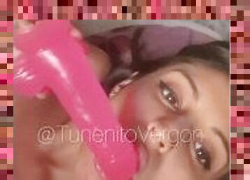 Hermosa Morena se despierta de la siesta HOT y se muere por chupar una Verga!