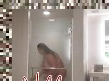 Nikki James shower in Vegas