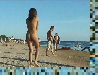 Spy nude girl picked up by voyeur cam at nude beach