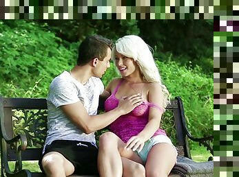 Blonde with insane curves, outdoor fun in the park on a young dong