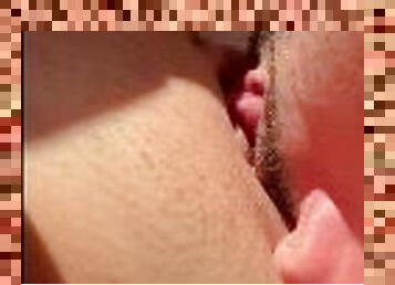 LICKING HARD MY SLUT GF WET PUSSY ????????