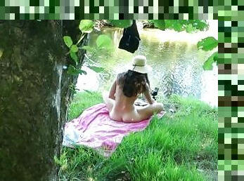 masturbation, en-plein-air, public, amateur, babes, doigtage, petite, solo, brunette, réalité