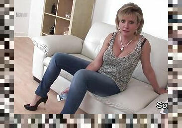Unfaithful Uk Mature Shows Her Big Breasts - Lady Sonia