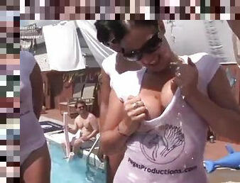 3-way porn - wet t-shirt at poolside orgy