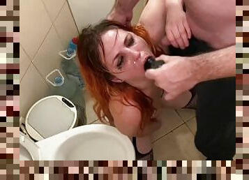 čurajoša, dzīļiriklā, vergs, tualete, prostitūta-whore, mirdzēt